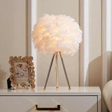 Missfeather™ - Stolní Lampa s Nastavitelnou Intenzitou a Luxusními Peřím