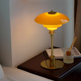 Designová stolní lampa dánského designéra