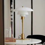 Designová stolní lampa dánského designéra