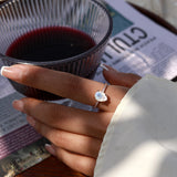 Anillo Bianca con Piedra lunar