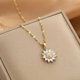 Collar con girasol de cristal en dorado
