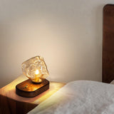 Skleněná stolní lampa ve tvaru ledového kamene