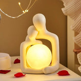 LoveLight | Klasická Romantická Obejmutí Socha Lampa