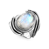 Anillo Elegante con Piedra Lunar