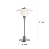 Designová stolní lampa dánského designéra