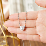 Collar y pendientes con perlas en forma de orejas de gato