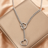 Collar Lara con Corazón de Acero Inoxidable