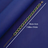 Elisa Esmeralda de la pulsera de oro