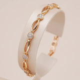 Elegant gold-plated bracelet