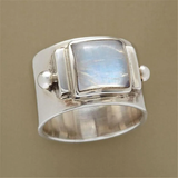 Anillo Dora Piedra Lunar