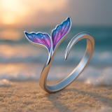Anillo ajustable con cola de delfín colorida